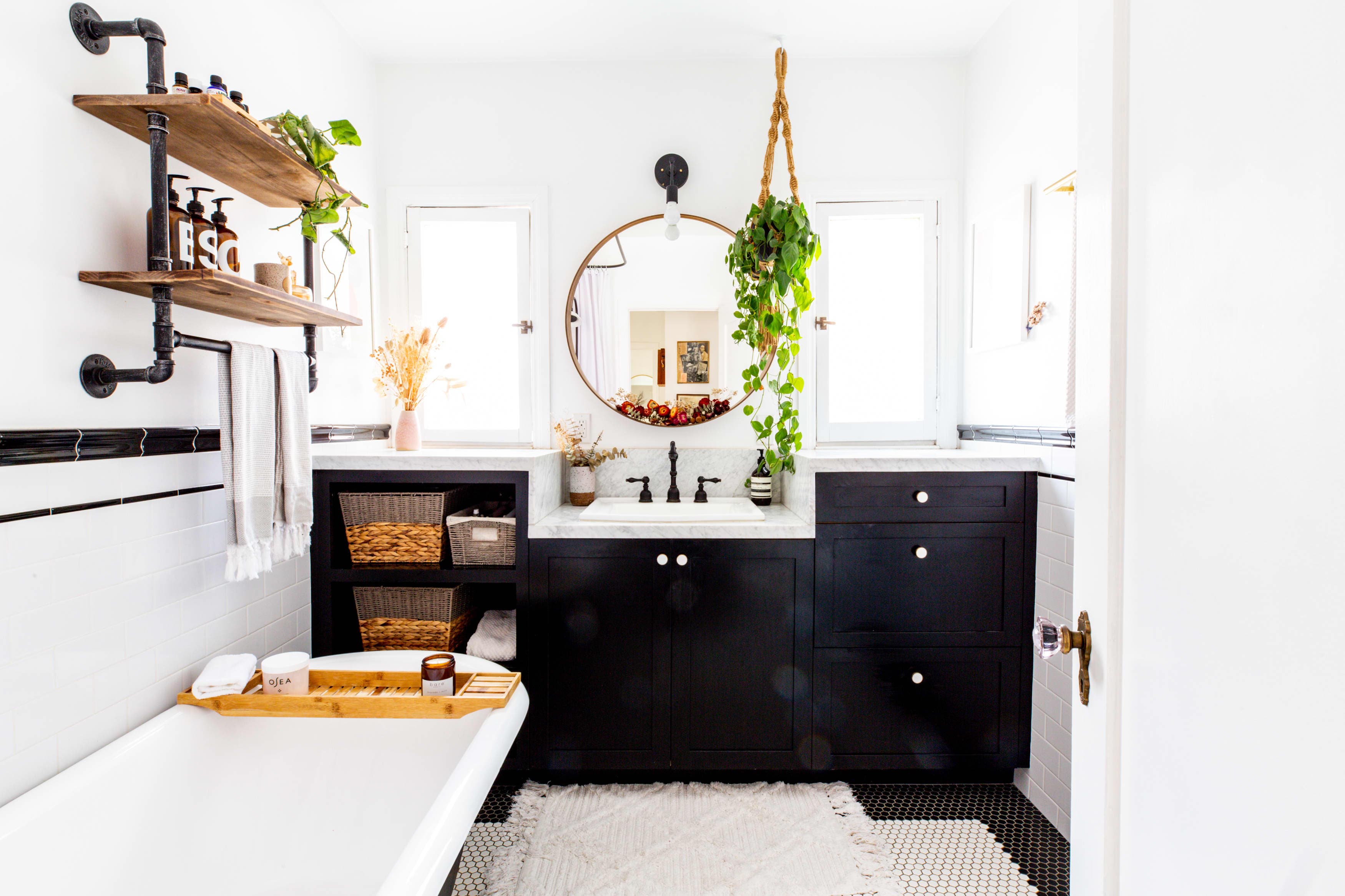 11 Bathroom Storage Finds That Are Perfect for Small Spaces