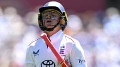 England's Ashes hopes vanishing after batters fold again