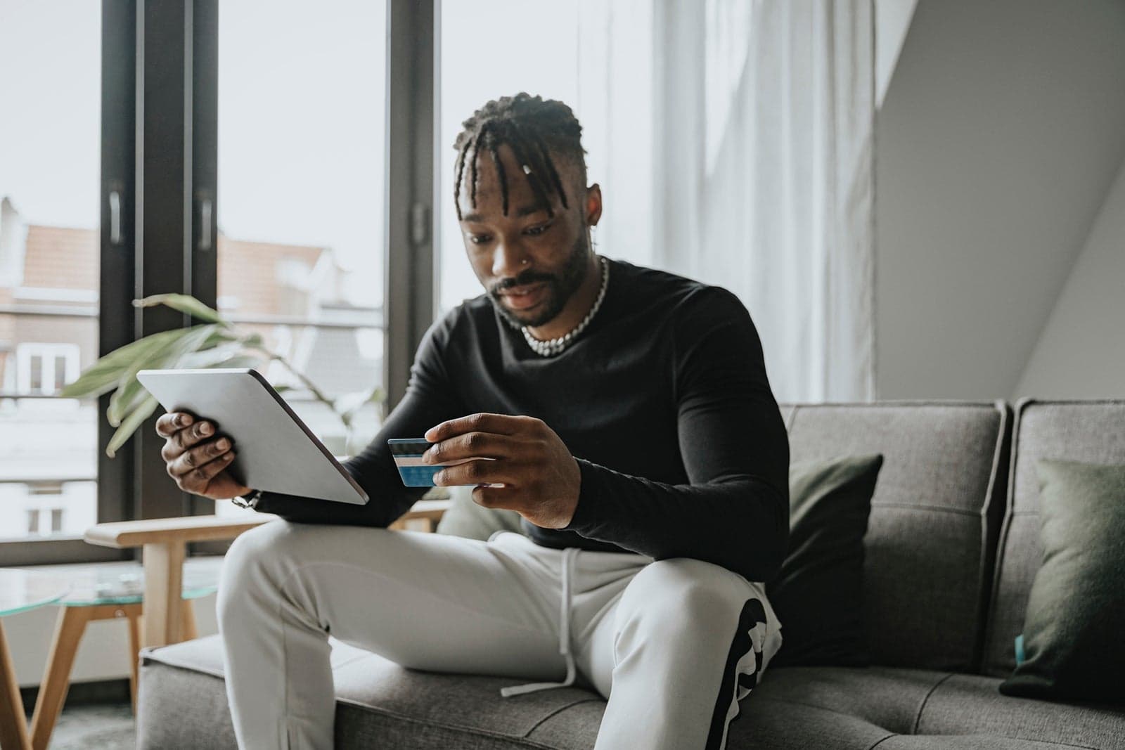 Why the end of the year is the perfect time to open a premium credit card