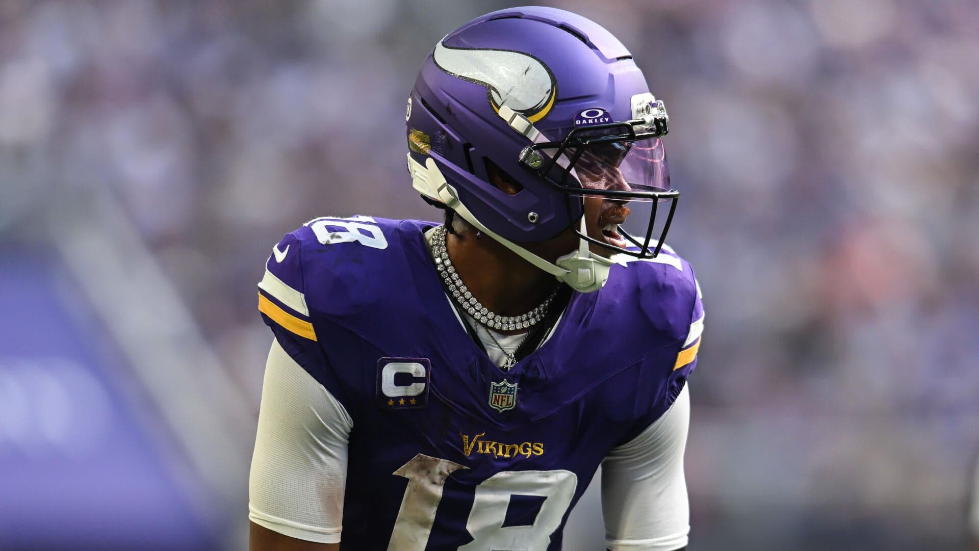 'Sunday Night Football' prediction, odds, spread, time: Vikings vs. Cowboys picks from expert on a 37-17 roll